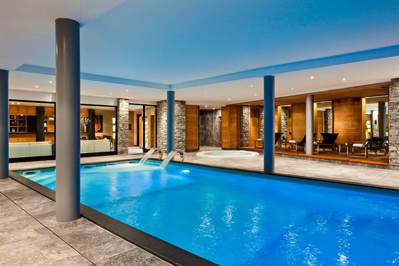 Inside Look: Gangnam Pool Salon Course Guide